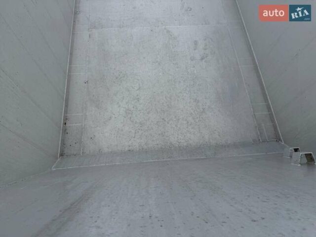 Кемпф СКМ 2017 у Вінниці на Automoto.ua Червоний Кемпф СКМ, об'ємом двигуна 0 л та пробігом 100 тис. км за 36799 $, фото 49 на Automoto.ua