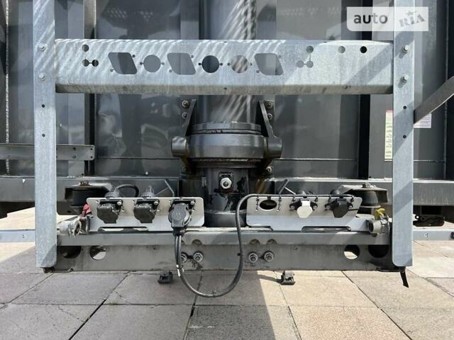 Сірий Кемпф СКМ, об'ємом двигуна 0 л та пробігом 5 тис. км за 51130 $, фото 19 на Automoto.ua