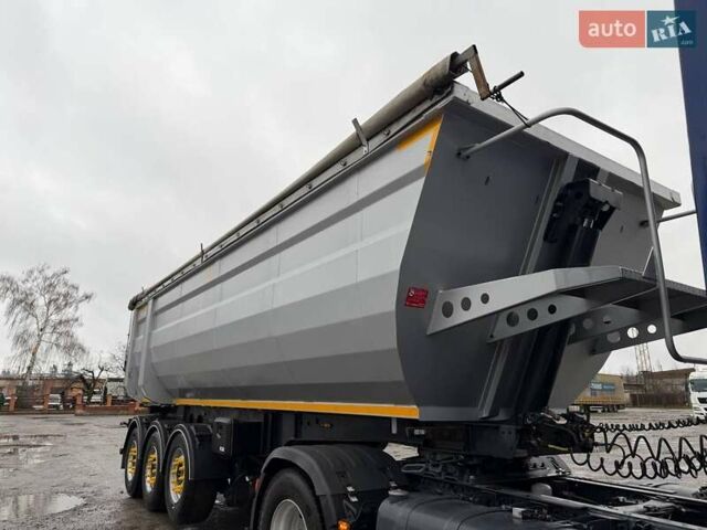 Серый Кемпф СКМ, объемом двигателя 0 л и пробегом 100 тыс. км за 24000 $, фото 1 на Automoto.ua