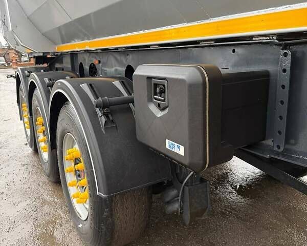 Серый Кемпф СКМ, объемом двигателя 0 л и пробегом 100 тыс. км за 24000 $, фото 23 на Automoto.ua