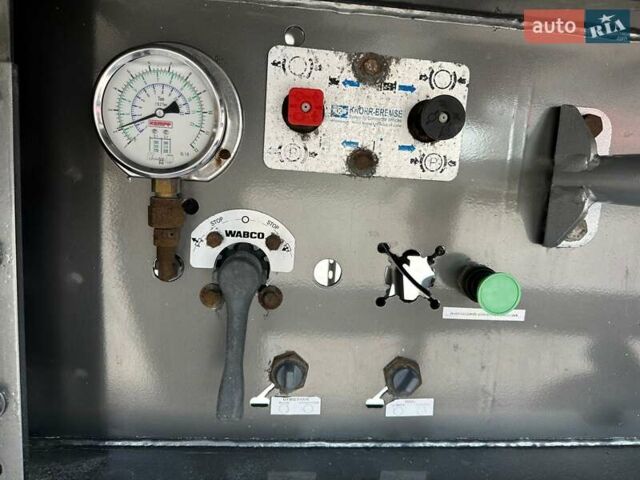 Сірий Кемпф СКМ, об'ємом двигуна 0 л та пробігом 100 тис. км за 30960 $, фото 15 на Automoto.ua