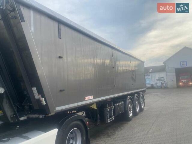 Сірий Кемпф СКМ, об'ємом двигуна 0 л та пробігом 283 тис. км за 34900 $, фото 9 на Automoto.ua