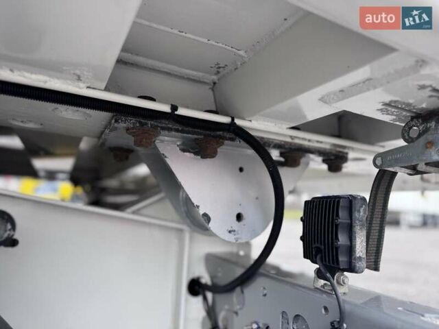 Кемпф SP, объемом двигателя 0 л и пробегом 0 тыс. км за 29973 $, фото 8 на Automoto.ua