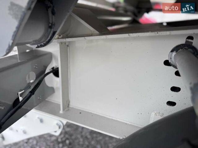 Кемпф SP, объемом двигателя 0 л и пробегом 0 тыс. км за 29973 $, фото 45 на Automoto.ua