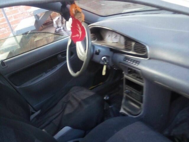 Бежевий Кіа Авелла, об'ємом двигуна 1.5 л та пробігом 80 тис. км за 800 $, фото 2 на Automoto.ua