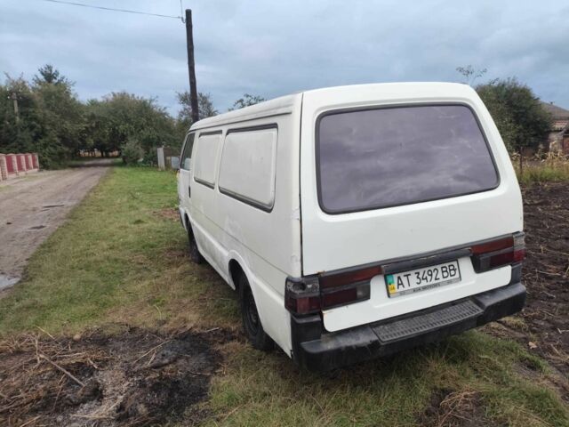 Білий Кіа Беста, об'ємом двигуна 2.2 л та пробігом 300 тис. км за 950 $, фото 2 на Automoto.ua