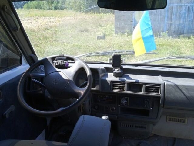 Белый Киа Беста, объемом двигателя 2 л и пробегом 12 тыс. км за 2250 $, фото 7 на Automoto.ua
