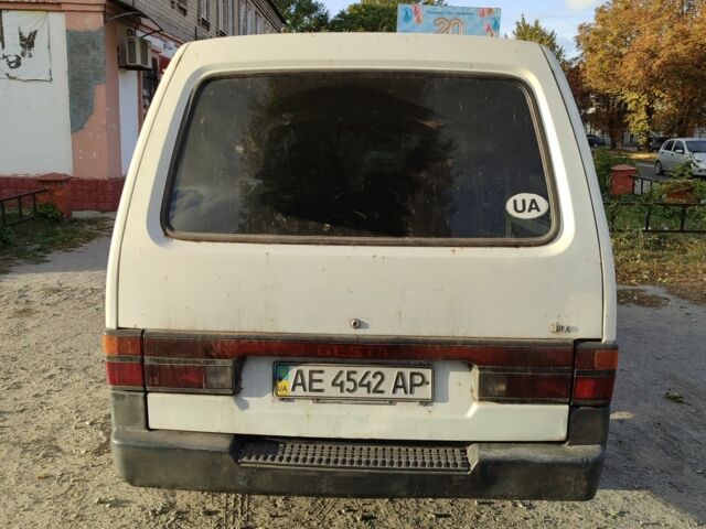 Белый Киа Беста, объемом двигателя 2 л и пробегом 275 тыс. км за 2200 $, фото 6 на Automoto.ua