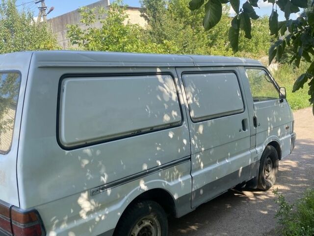 Белый Киа Беста, объемом двигателя 2.5 л и пробегом 222 тыс. км за 1300 $, фото 3 на Automoto.ua