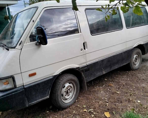 Белый Киа Беста, объемом двигателя 0 л и пробегом 150 тыс. км за 2000 $, фото 7 на Automoto.ua