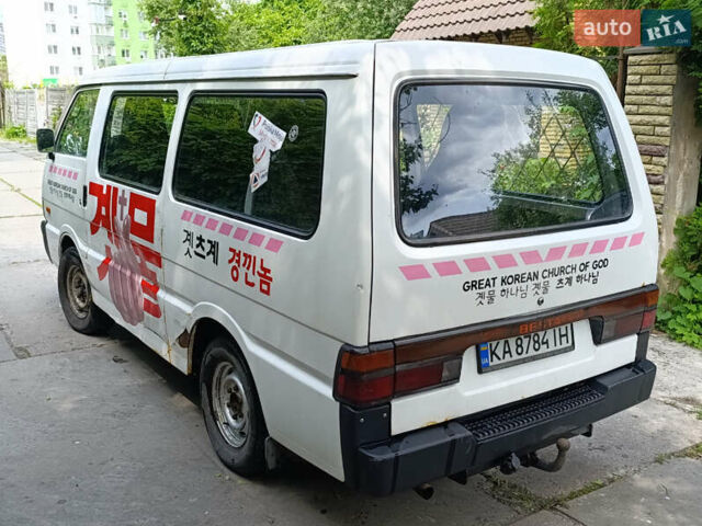 Белый Киа Беста, объемом двигателя 2.18 л и пробегом 200 тыс. км за 2600 $, фото 4 на Automoto.ua
