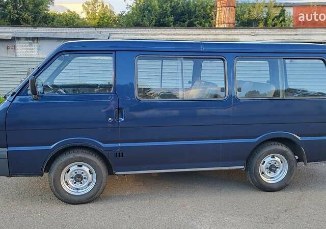 Синий Киа Беста, объемом двигателя 2.2 л и пробегом 195 тыс. км за 4100 $, фото 4 на Automoto.ua