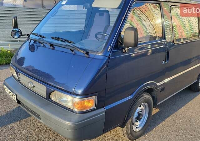 Синий Киа Беста, объемом двигателя 2.2 л и пробегом 195 тыс. км за 4100 $, фото 2 на Automoto.ua