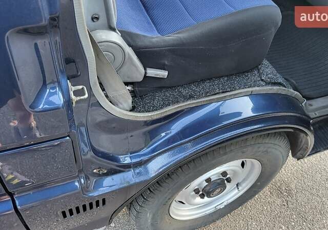 Синий Киа Беста, объемом двигателя 2.2 л и пробегом 195 тыс. км за 4100 $, фото 10 на Automoto.ua