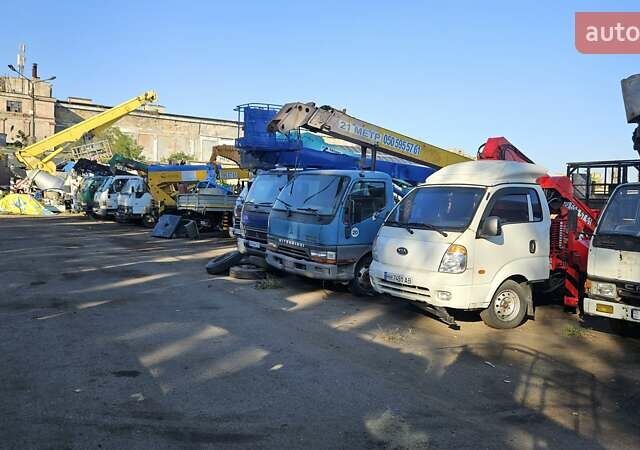 Белый Киа Бонго, объемом двигателя 2.9 л и пробегом 140 тыс. км за 40000 $, фото 11 на Automoto.ua