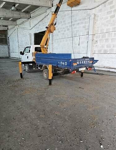 Белый Киа Бонго, объемом двигателя 2.9 л и пробегом 208 тыс. км за 20000 $, фото 6 на Automoto.ua