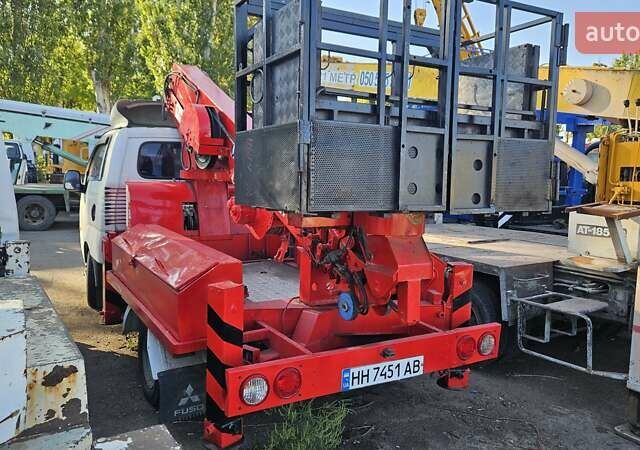 Белый Киа Бонго, объемом двигателя 2.9 л и пробегом 140 тыс. км за 40000 $, фото 5 на Automoto.ua