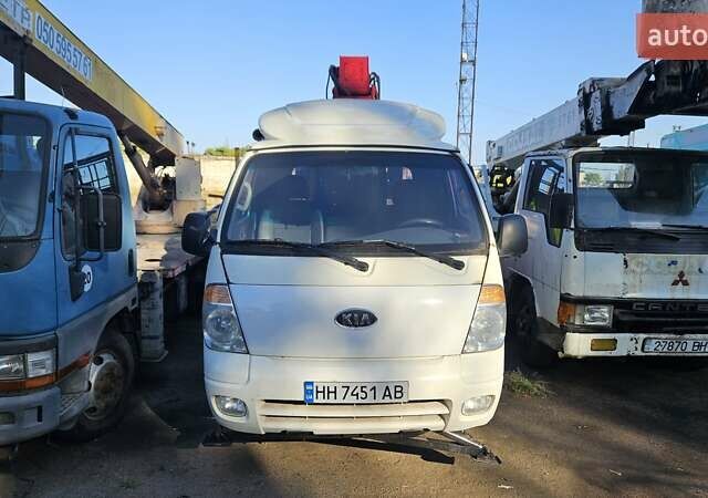 Белый Киа Бонго, объемом двигателя 2.9 л и пробегом 140 тыс. км за 40000 $, фото 1 на Automoto.ua