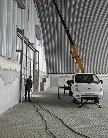 Белый Киа Бонго, объемом двигателя 2.9 л и пробегом 208 тыс. км за 20000 $, фото 8 на Automoto.ua