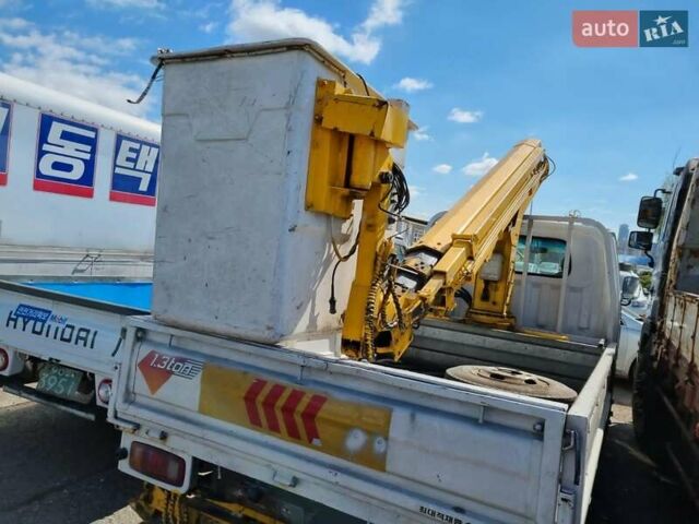 Белый Киа Бонго, объемом двигателя 2.9 л и пробегом 120 тыс. км за 8000 $, фото 6 на Automoto.ua