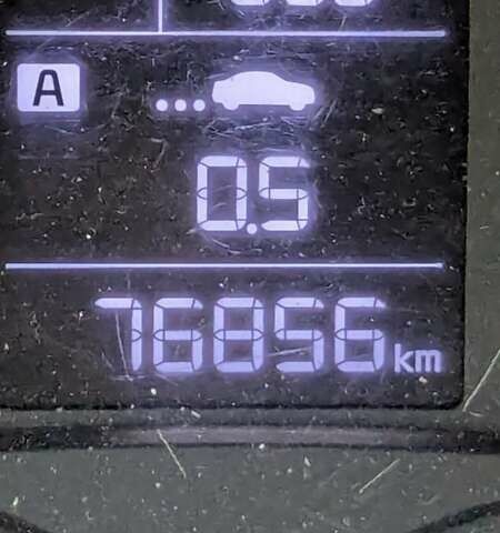 Білий Кіа Бонго, об'ємом двигуна 2.5 л та пробігом 77 тис. км за 30000 $, фото 14 на Automoto.ua