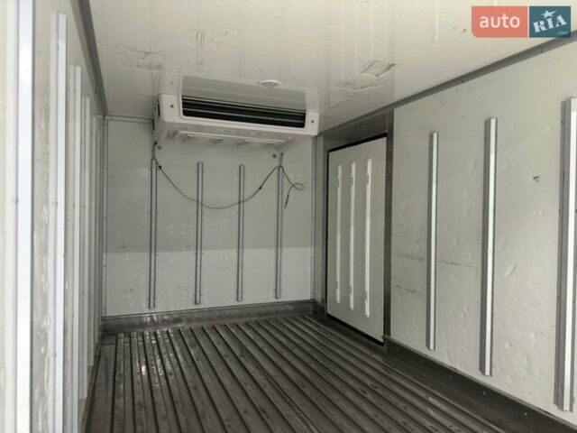 Белый Киа Бонго, объемом двигателя 2.5 л и пробегом 167 тыс. км за 23400 $, фото 9 на Automoto.ua