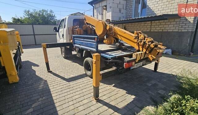 Белый Киа Бонго, объемом двигателя 2.9 л и пробегом 207 тыс. км за 15000 $, фото 13 на Automoto.ua