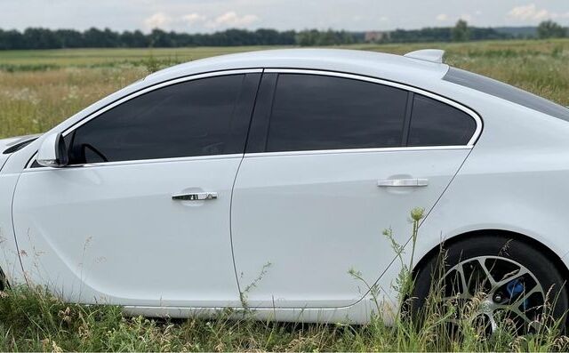 Белый Киа Каденза, объемом двигателя 2 л и пробегом 147 тыс. км за 9000 $, фото 10 на Automoto.ua