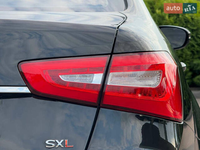 Чорний Кіа Каденза, об'ємом двигуна 3.3 л та пробігом 270 тис. км за 9300 $, фото 14 на Automoto.ua