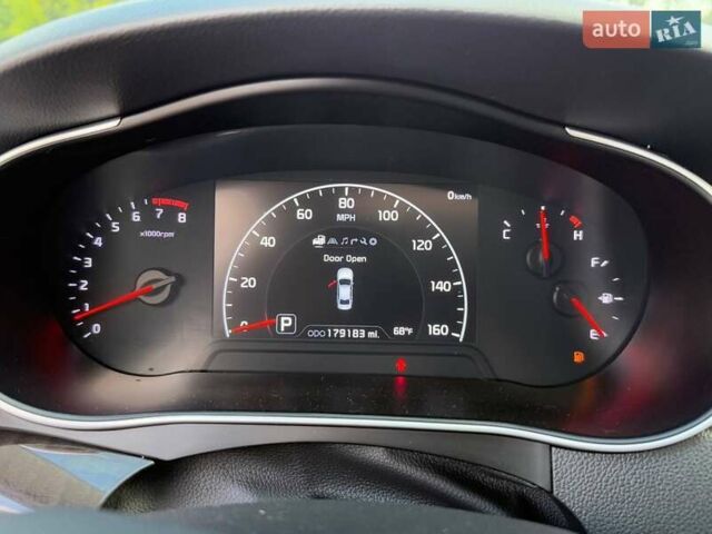 Чорний Кіа Каденза, об'ємом двигуна 3.3 л та пробігом 270 тис. км за 9300 $, фото 30 на Automoto.ua