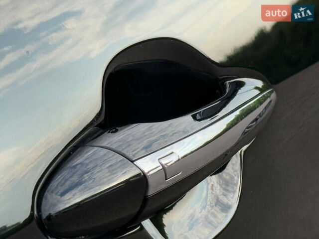Чорний Кіа Каденза, об'ємом двигуна 3.3 л та пробігом 270 тис. км за 9300 $, фото 17 на Automoto.ua