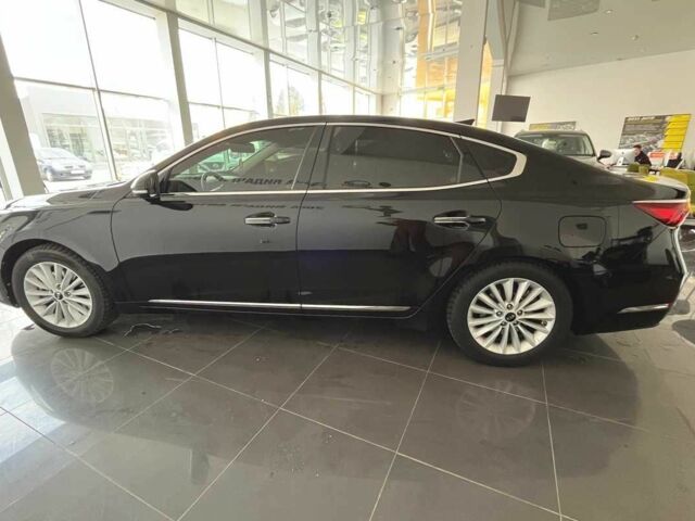 Черный Киа Каденза, объемом двигателя 2.4 л и пробегом 136 тыс. км за 15500 $, фото 3 на Automoto.ua