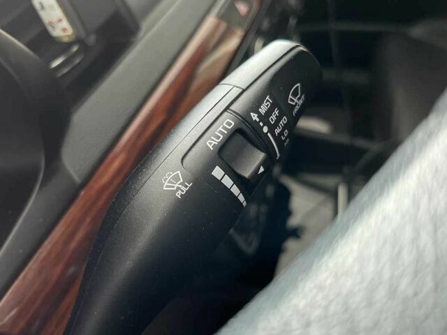 Черный Киа Каденза, объемом двигателя 2.4 л и пробегом 136 тыс. км за 15500 $, фото 22 на Automoto.ua