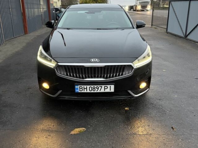 Черный Киа Каденза, объемом двигателя 3 л и пробегом 380 тыс. км за 8200 $, фото 1 на Automoto.ua