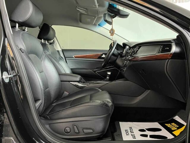 Черный Киа Каденза, объемом двигателя 2.4 л и пробегом 136 тыс. км за 15500 $, фото 8 на Automoto.ua