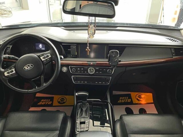 Черный Киа Каденза, объемом двигателя 2.4 л и пробегом 136 тыс. км за 15500 $, фото 17 на Automoto.ua