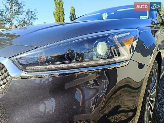 Черный Киа Каденза, объемом двигателя 3.34 л и пробегом 93 тыс. км за 14500 $, фото 8 на Automoto.ua