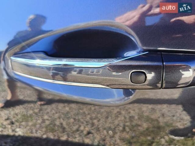 Черный Киа Каденза, объемом двигателя 3.34 л и пробегом 93 тыс. км за 14500 $, фото 9 на Automoto.ua