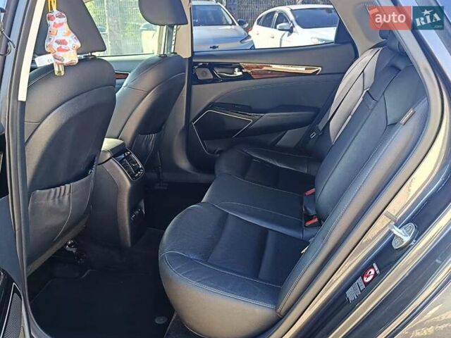 Черный Киа Каденза, объемом двигателя 3.34 л и пробегом 93 тыс. км за 14500 $, фото 11 на Automoto.ua