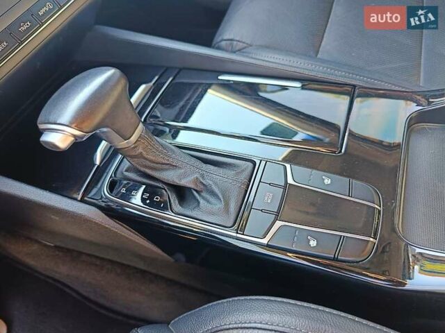 Черный Киа Каденза, объемом двигателя 3.34 л и пробегом 93 тыс. км за 14500 $, фото 21 на Automoto.ua