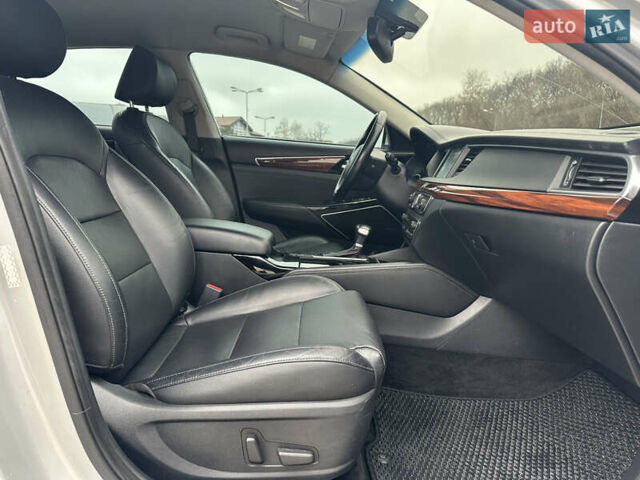 Сірий Кіа Каденза, об'ємом двигуна 3.34 л та пробігом 90 тис. км за 15900 $, фото 24 на Automoto.ua