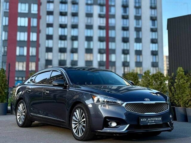 Серый Киа Каденза, объемом двигателя 3.3 л и пробегом 105 тыс. км за 11900 $, фото 4 на Automoto.ua