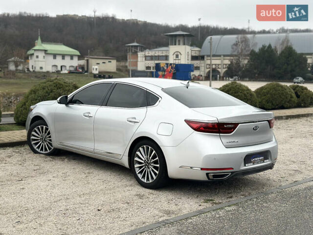 Сірий Кіа Каденза, об'ємом двигуна 3.34 л та пробігом 90 тис. км за 15900 $, фото 4 на Automoto.ua