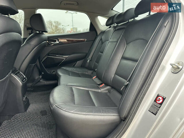 Сірий Кіа Каденза, об'ємом двигуна 3.34 л та пробігом 90 тис. км за 15900 $, фото 19 на Automoto.ua