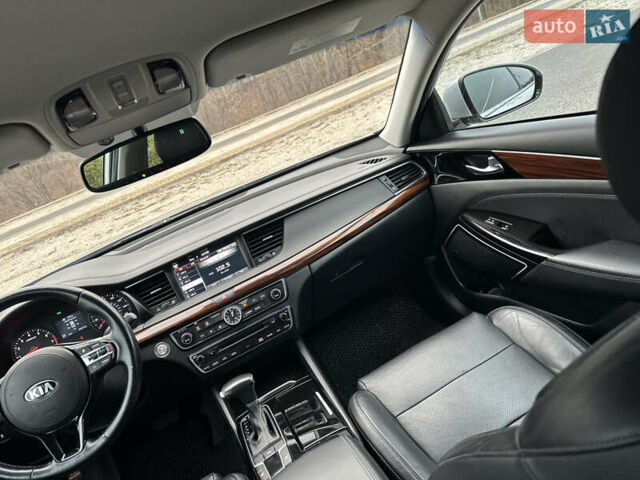 Сірий Кіа Каденза, об'ємом двигуна 3.34 л та пробігом 90 тис. км за 15900 $, фото 17 на Automoto.ua