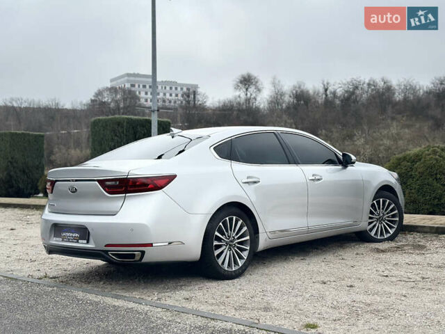 Сірий Кіа Каденза, об'ємом двигуна 3.34 л та пробігом 90 тис. км за 15900 $, фото 5 на Automoto.ua