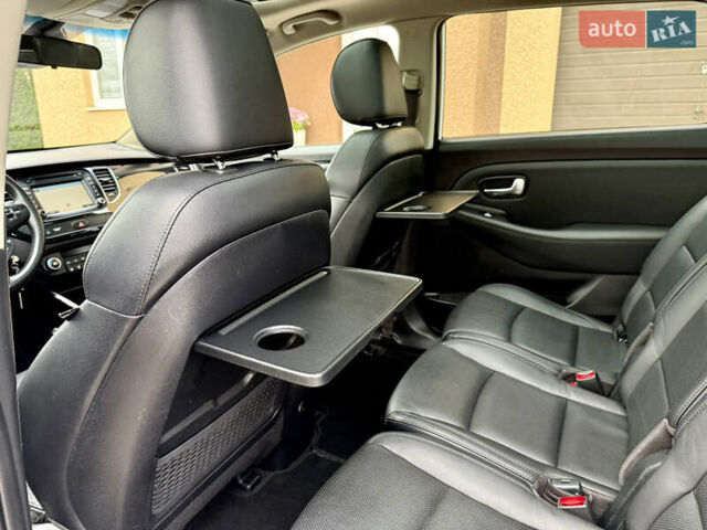 Белый Киа Каренс, объемом двигателя 1.7 л и пробегом 196 тыс. км за 11974 $, фото 50 на Automoto.ua