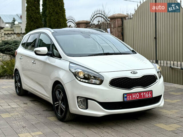 Белый Киа Каренс, объемом двигателя 1.7 л и пробегом 196 тыс. км за 11974 $, фото 11 на Automoto.ua
