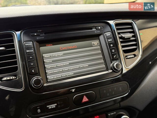 Белый Киа Каренс, объемом двигателя 1.7 л и пробегом 196 тыс. км за 11974 $, фото 37 на Automoto.ua