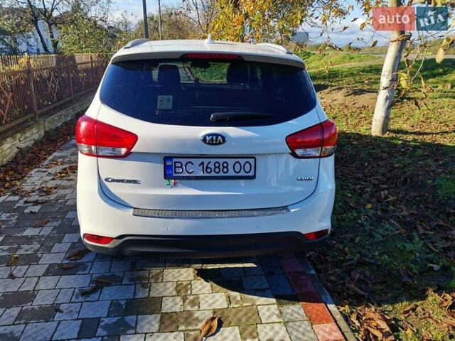 Білий Кіа Каренс, об'ємом двигуна 1.69 л та пробігом 275 тис. км за 10000 $, фото 26 на Automoto.ua